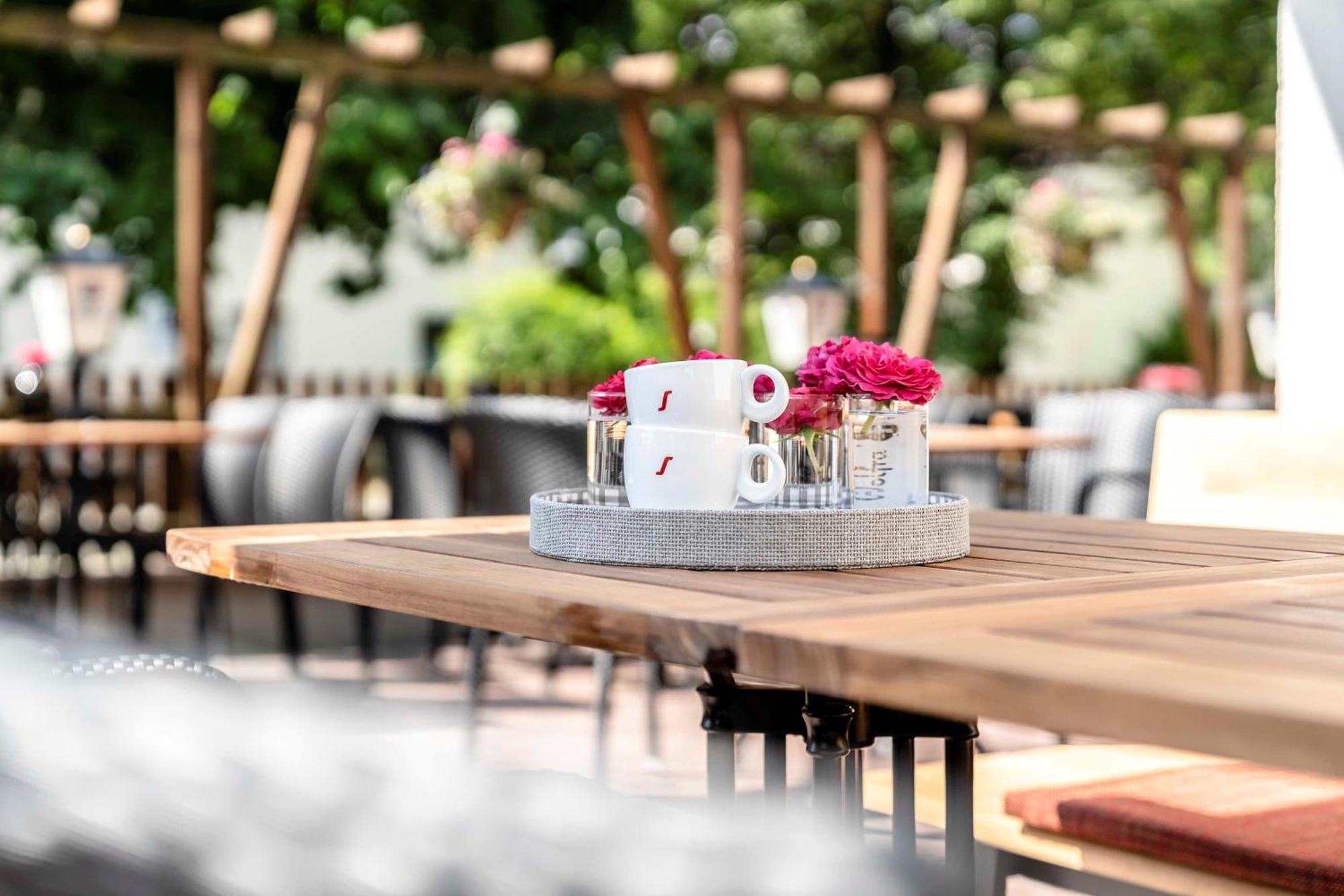 Feldmochinger Hof Hotel 4*