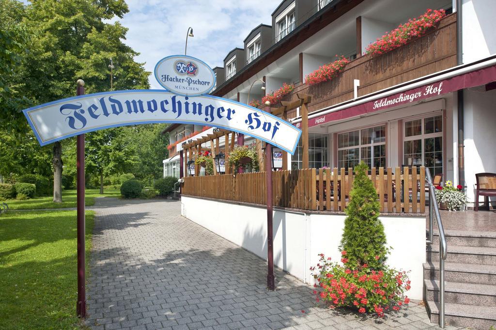 Feldmochinger Hof 4*