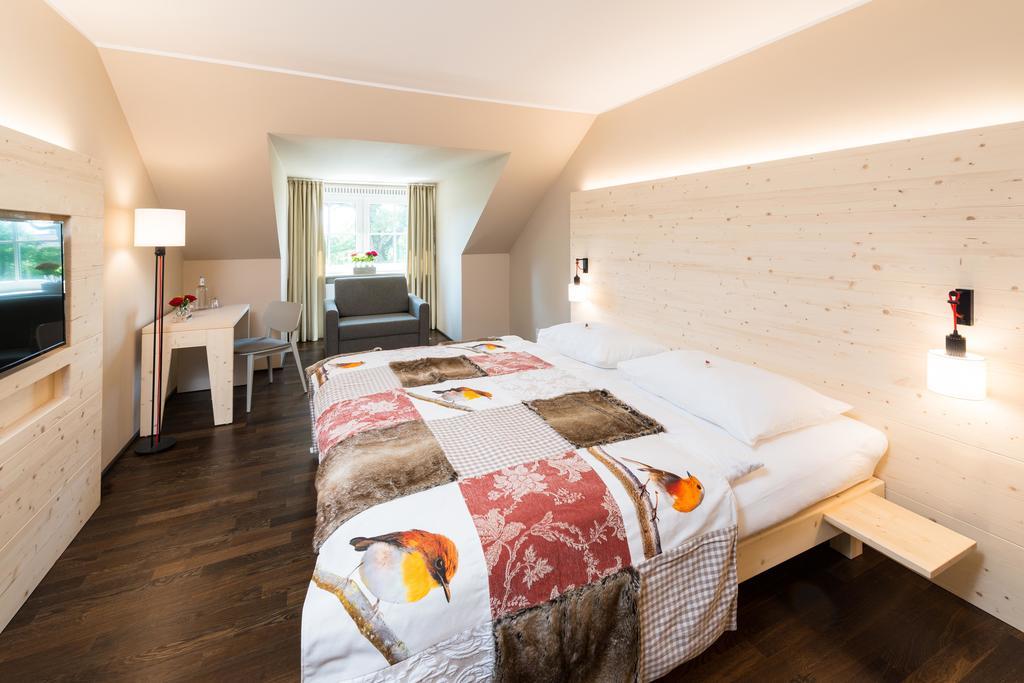 Feldmochinger Hof Hotel